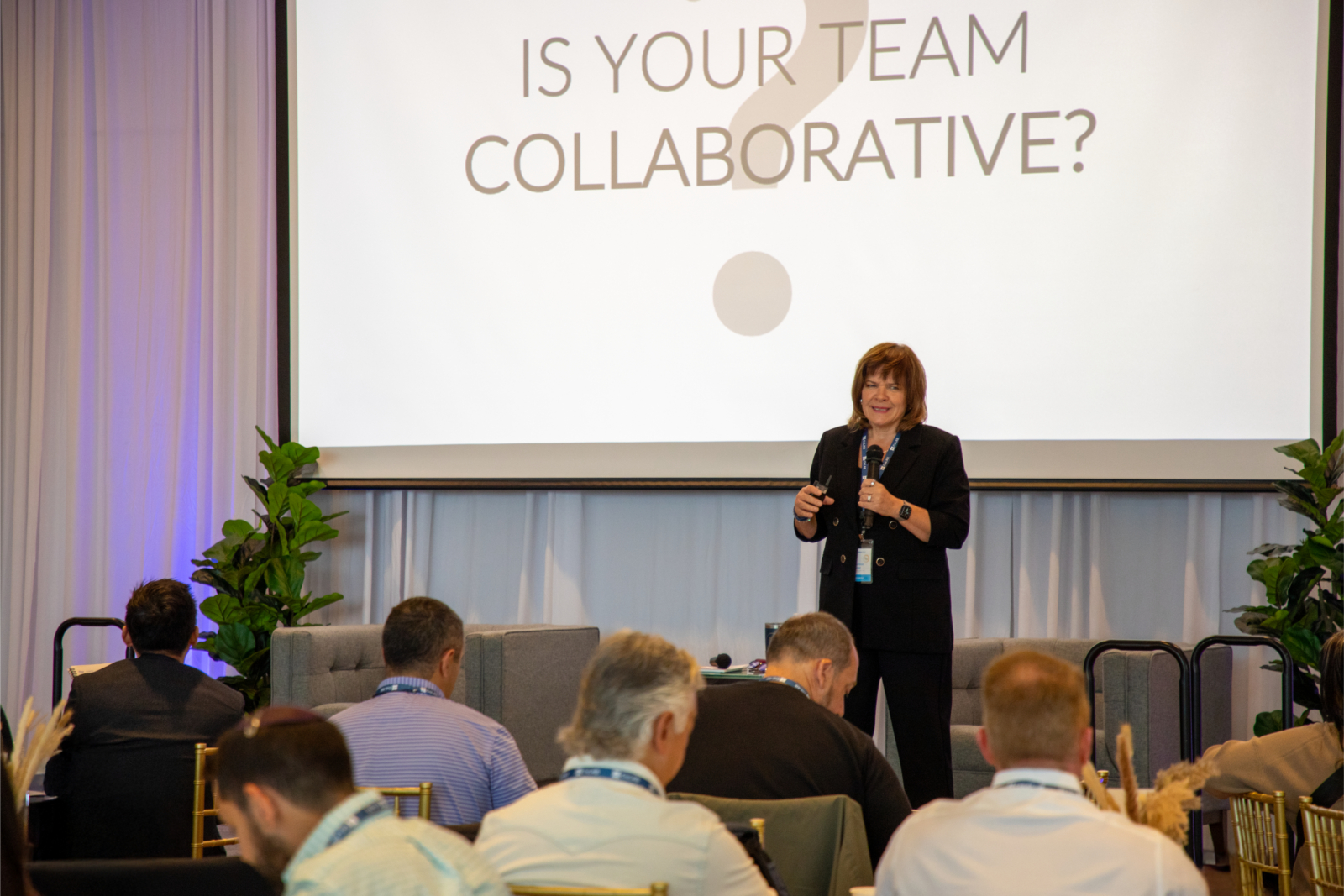 Shannon Waller presenting at CoLABcon